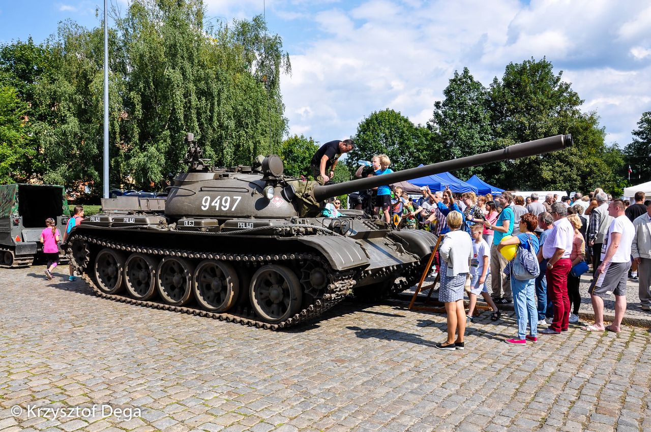 Piknik Militarny na pl. Zwycięstwa