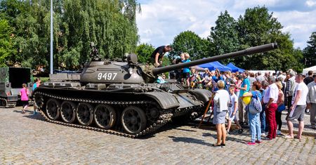 Piknik Militarny na pl. Zwycięstwa