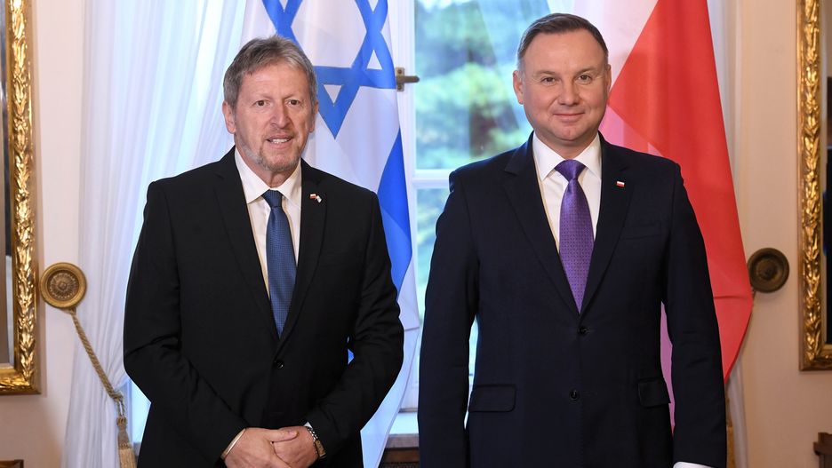 Ambasador Izraela w Polsce Alexander Ben-Zvi i prezydent Andrzej Duda