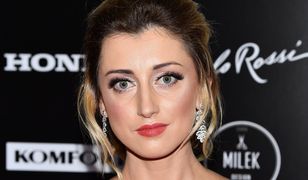 Justyna Żyła pierwszy raz na czerwonym dywanie. Na Flesz Fashion Night nie odstawała od innych celebrytek