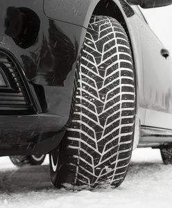 Zadbaj nie o cztery, ale o osiem kół. Jak przechowywać opony i czego unikać podczas jazdy