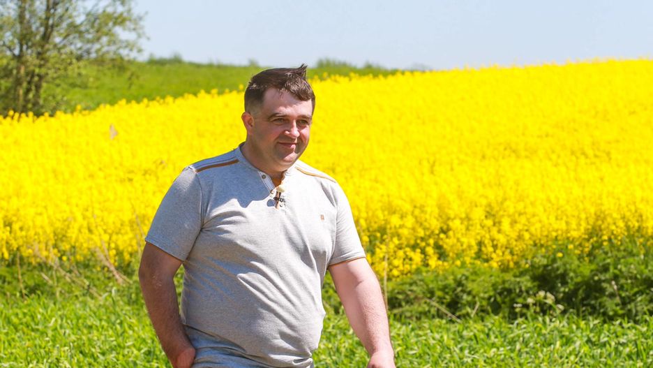 Zbyszek Kraskowski to sympatyczna postać z programu "Rolnik szuka żony"