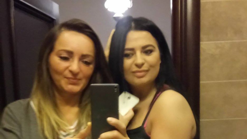 Kasia (po lewej) jeszcze w grudniu wrzucała do sieci wspólne fotki z Emilią 