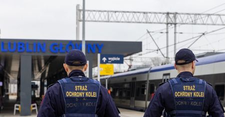 Miał atak epilepsji na dworcu – z pomocą ruszyli sokiści