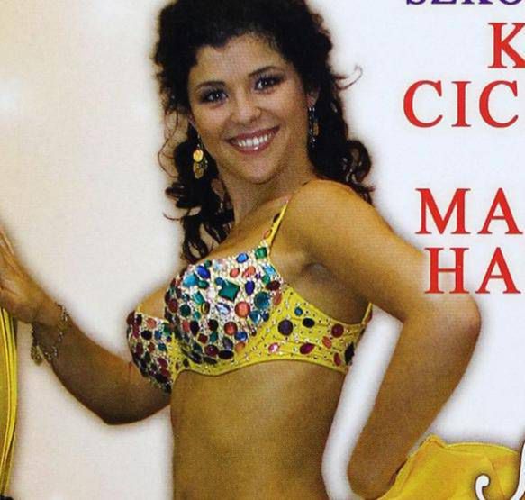Kasia Cichopek w staniku wysadzanym cyrkoniami w Tańcu z gwiazdami