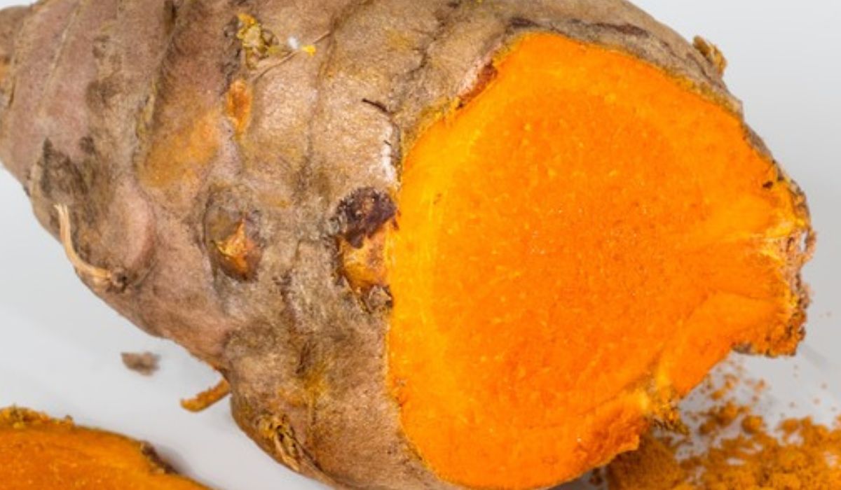 Koniecznie dodaj do śniadania. Odżywi i pozwoli pozbyć się boczków oraz oponki