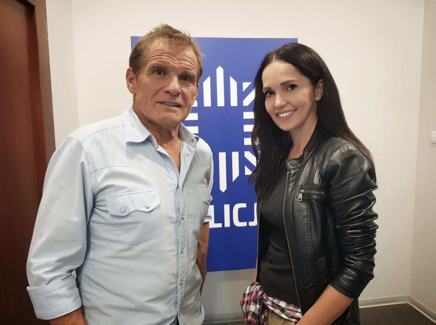 Anna Prus i Marek Włodarczyk na planie serialu "Sprawiedliwi - Wydział Kryminalny"