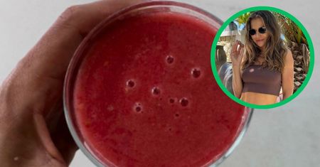 Anna Lewandowska do koktajlu dodaje nietypowy owoc. Idealne orzeźwienie