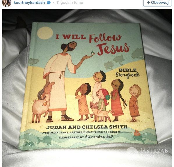 Kourtney Kardashian czyta swoim dzieciom bajki o Jezusie