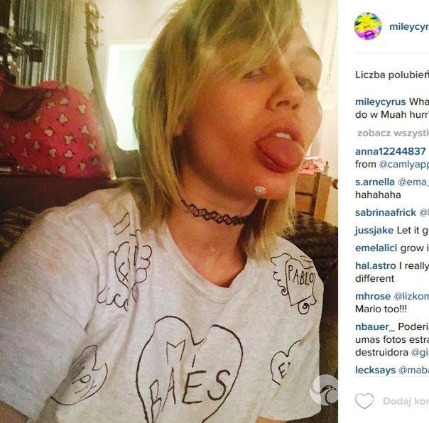 Miley Cyrus bez makijażu i z maścią na wypryski