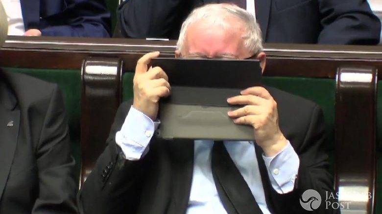 Jarosław Kaczyński śmiał się w Sejmie