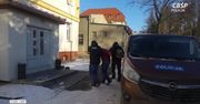 Fabryka amfetaminy pod Radomiem. Policjanci zatrzymali 2 mężczyzn produkujących hurtowe ilości narkotyków
