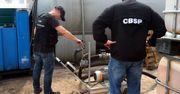ZATRZYMANI ZA ODBARWIANIE I SPRZEDAWANIE OLEJU SMAROWEGO JAKO NAPĘDOWEGO