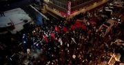 “Czarna Środa” w Warszawie. Przemarsz między siedzibami partii zakończył się incydentem