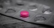 Ibuprofen pogarsza pogarsza stan chorych na koronowirusa