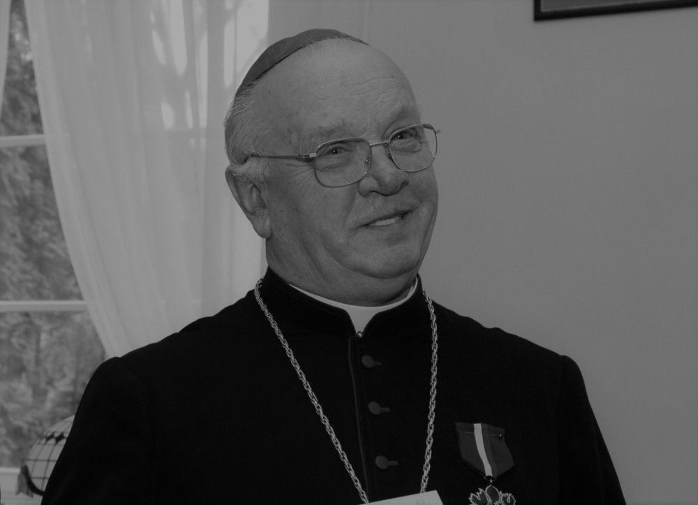 Zmarł bp Józef Zawitkowski – biskup pomocniczy senior diecezji łowickiej