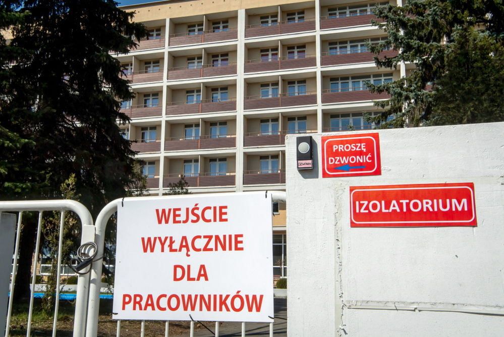 Izolatoria obejmą opieką dodatkowych pacjentów, do bazy dołączą niektóre sanatoria i szpitale uzdrowiskowe