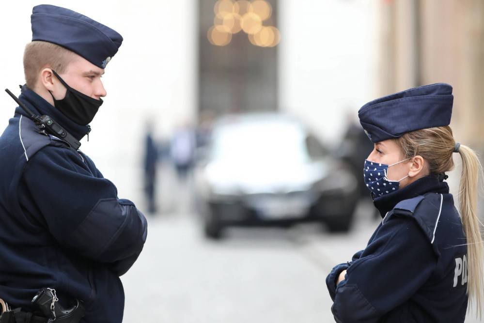 Ponad 55 tys. osób ukaranych mandatem za brak maseczki