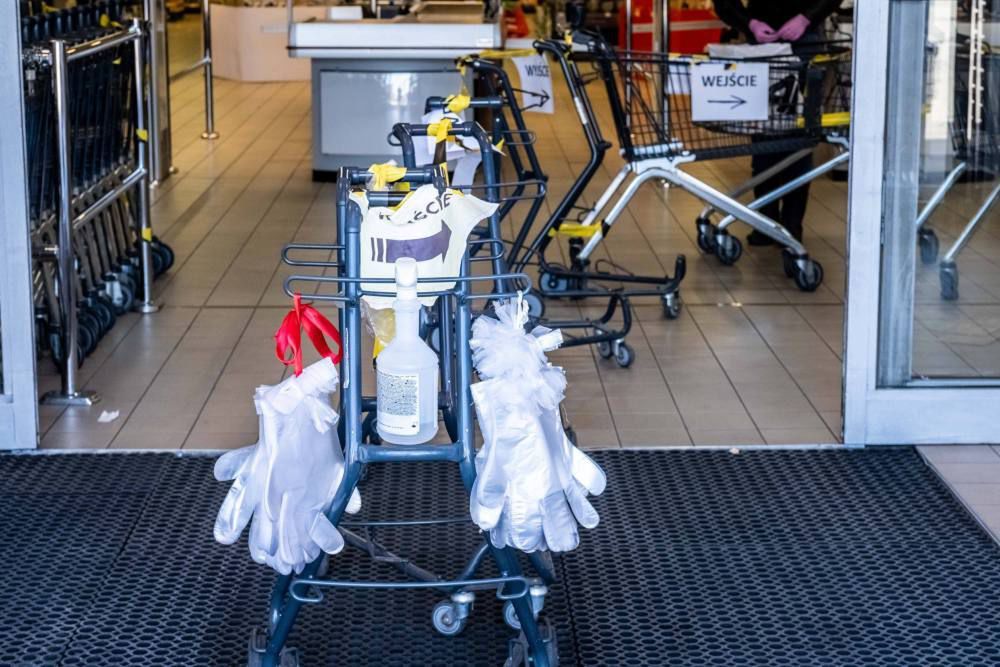 W I półroczu br. Polacy rzadziej chodzili do sklepów