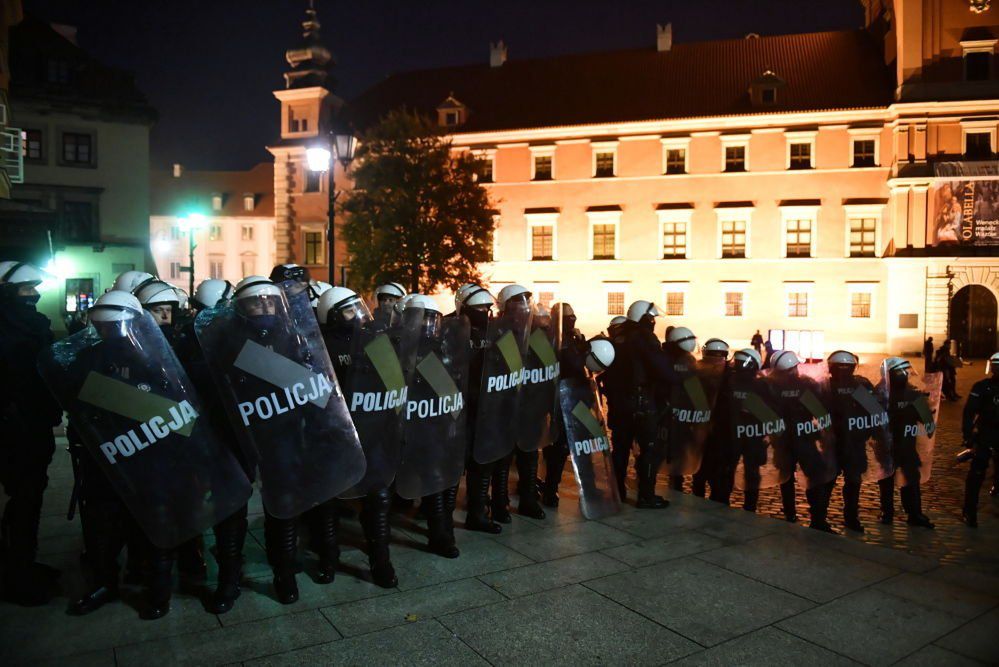 Będą dodatki dla policjantów z oddziałów prewencji i kontrterrorystów