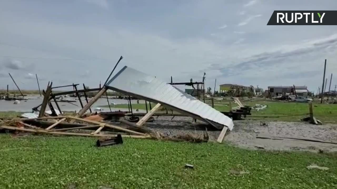 Ogromne zniszczenia w Houston po przejściu huraganu Laura