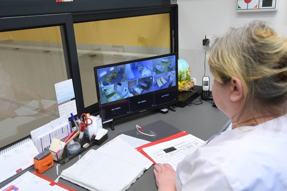 Kraje z obowiązkowymi szczepieniami przeciw gruźlicy łagodniej przechodzą pandemię