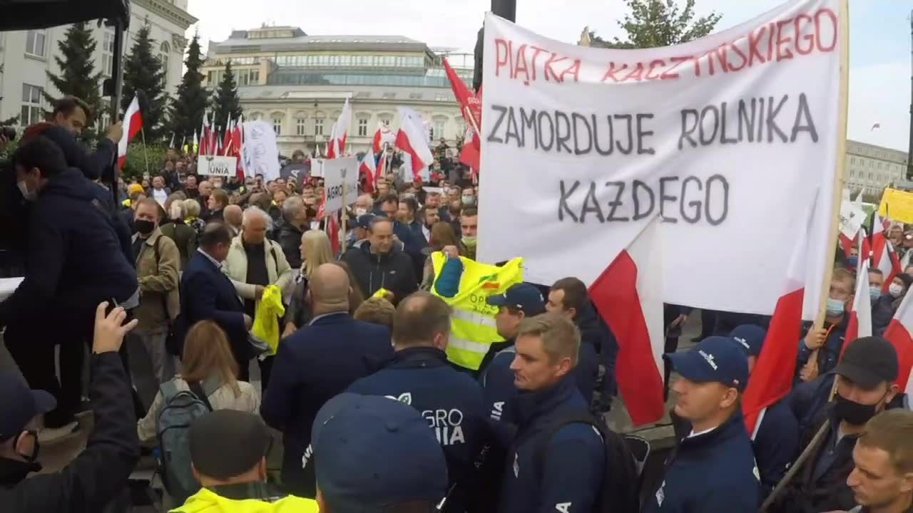 Rolnicy protestują w centrum Warszawy