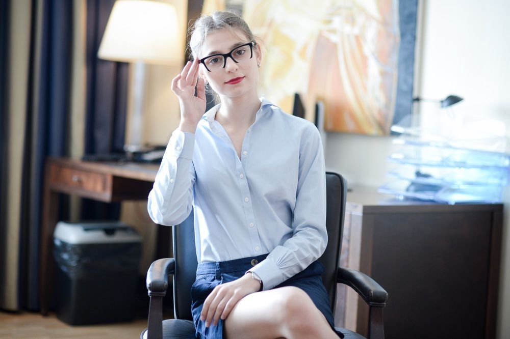 Osoby w okularach mniej narażone na Covid-19