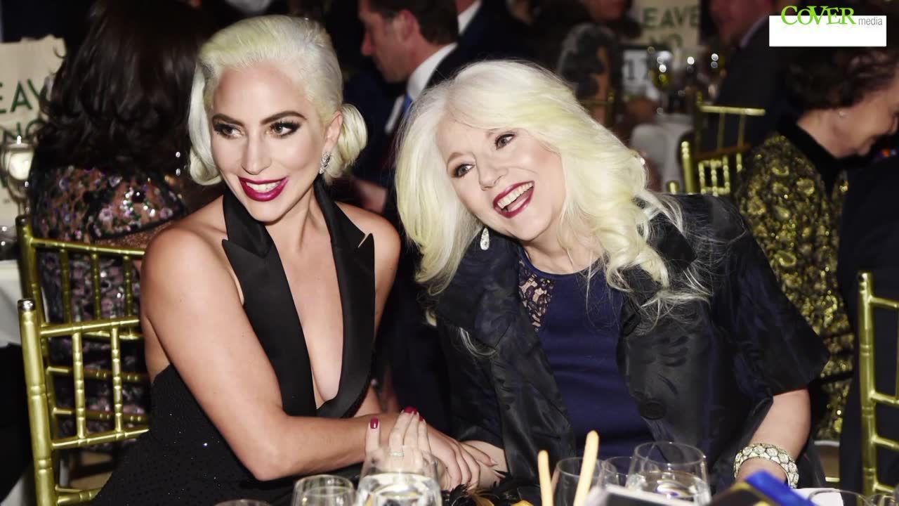 Lady Gaga stworzyła książkę ze swoją mamą