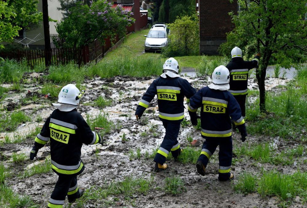 591 interwencji strażaków w całym kraju w związku z burzami, z czego 253 – na Dolnym Śląsku