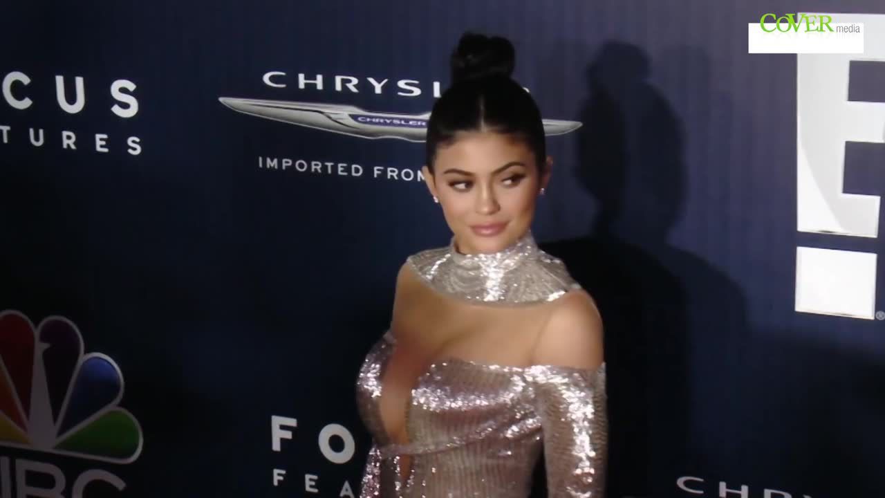 Kylie Jenner kupiła swojej 2-letniej córce… kucyka za 200 tys. dolarów