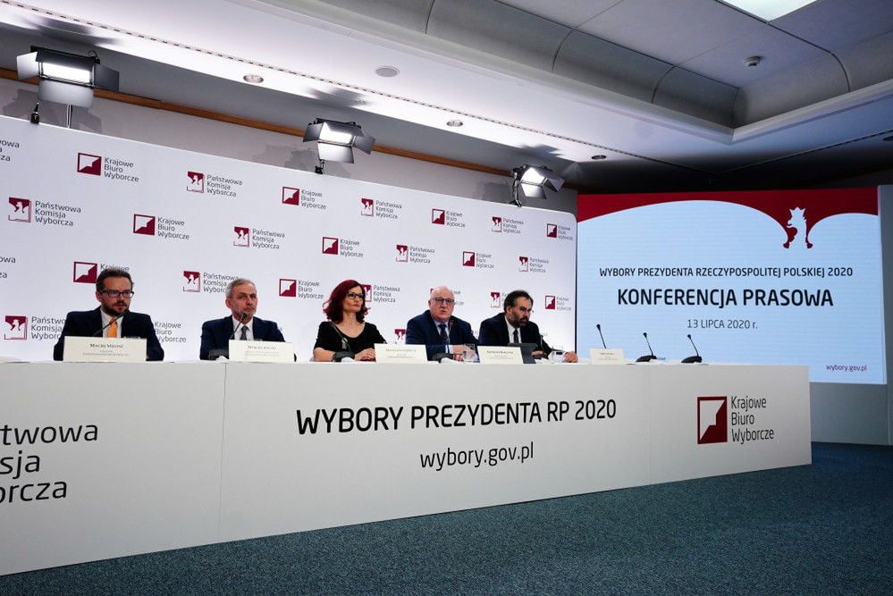 PKW na podstawie danych z 100 proc. obwodów: Andrzej Duda – 51,03 proc., Rafał Trzaskowski – 48,97 proc.