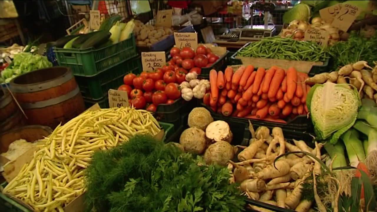 Lekkostrawna dieta po rodzinnych świętach. Co zjeść, żeby poczuć się lekko?