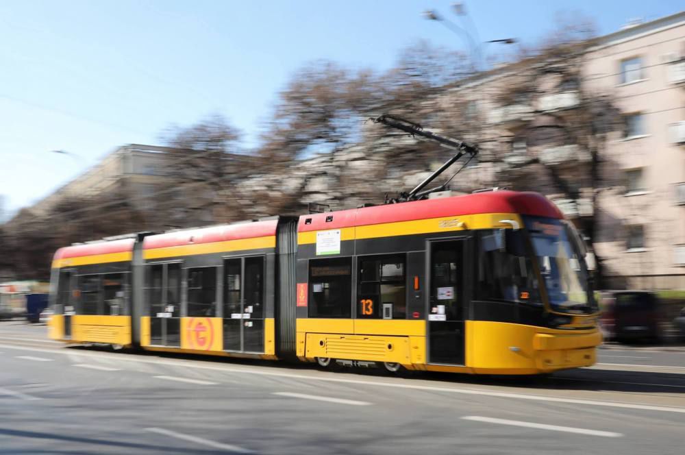 Od poniedziałku dwa sposoby liczenia maksymalnej liczby pasażerów w transporcie