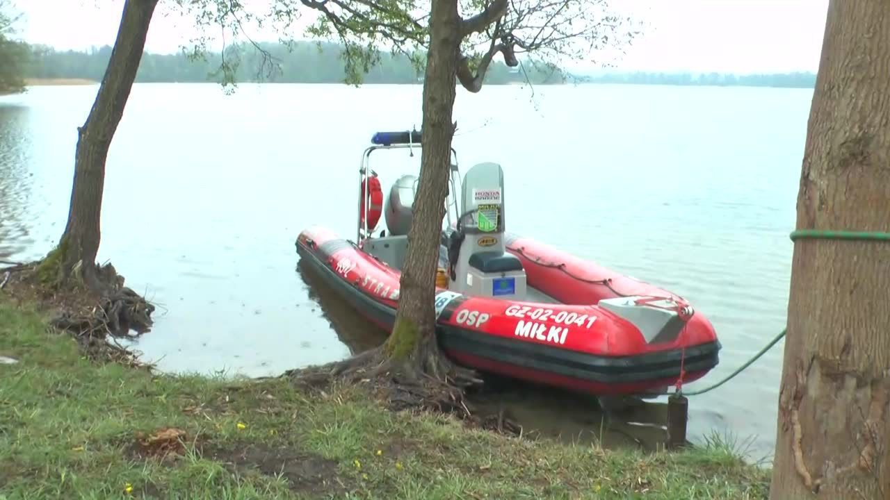 Wyłowiono ciało policjanta, który dwa dni temu wypadł z łodzi na jeziorze Ublik