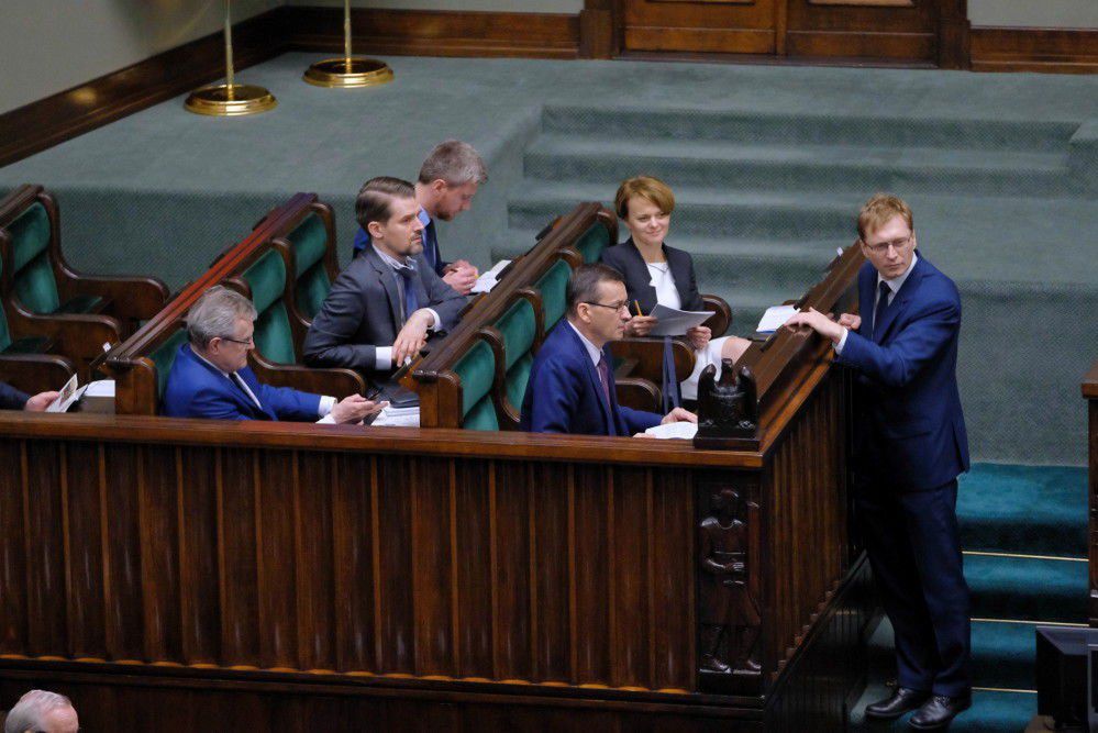 Sejm uchwalił prezydencką ustawę o bonie turystycznym