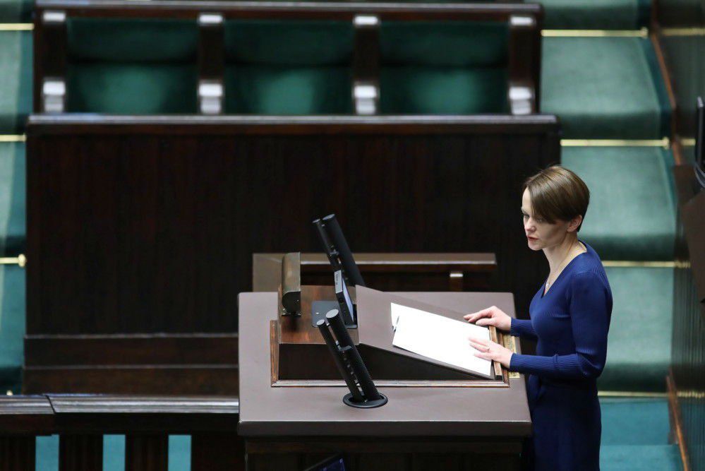 Emilewicz: w najbliższych miesiącach wpływy podatkowe będą znacząco obniżone