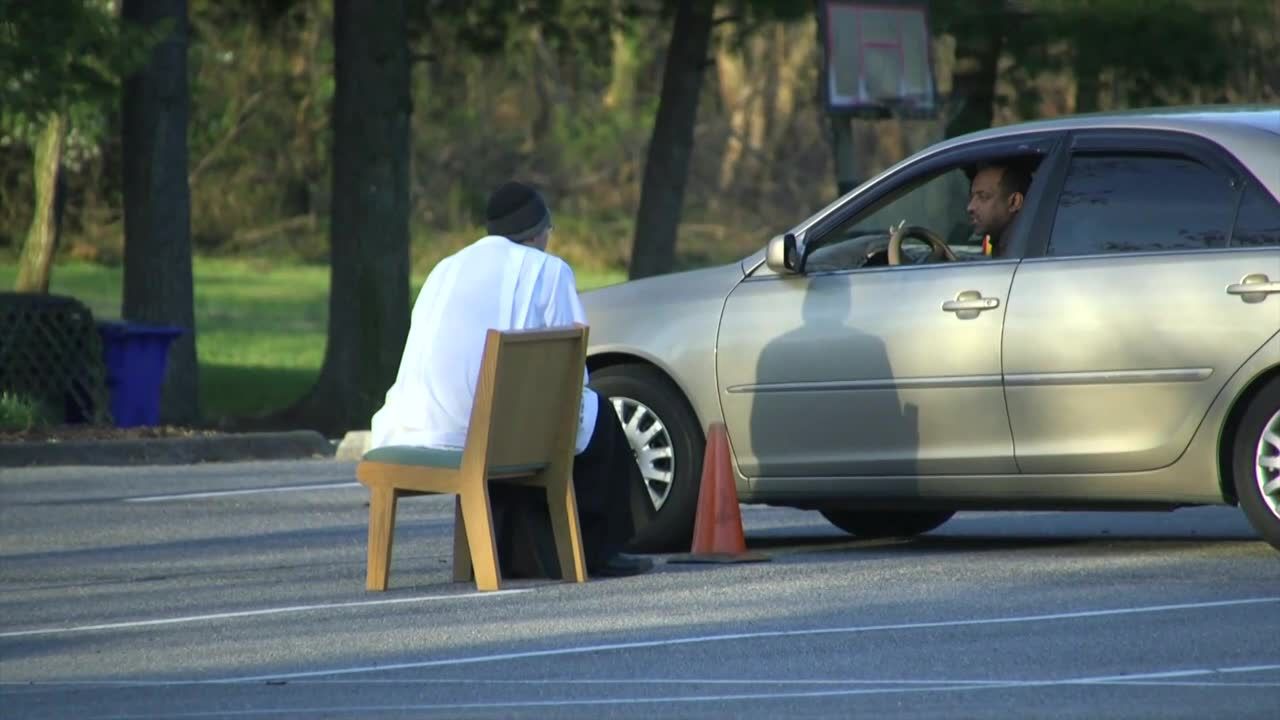 Ze względu na pandemię koronawirusa w Maryland można się wyspowiadać… bez wysiadania z samochodu