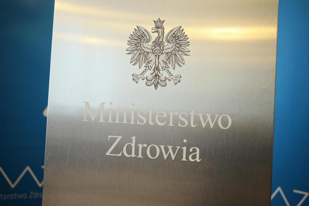 MZ: w kierunku koronawirusa przebadano dotąd 5493 próbki, 111 dało wynik pozytywny
