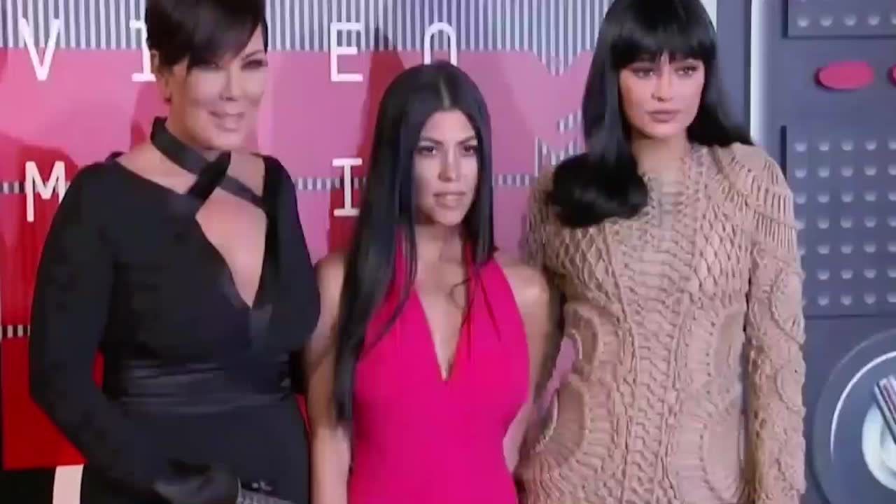 Kendall i Kylie Jenner stworzą wspólną kolekcję kosmetyków