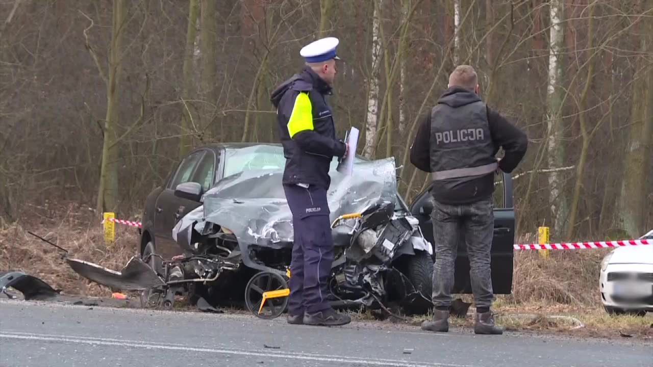 Dwie osoby zginęły w zderzeniu w Nowej Soli. Pijany sprawca wymusił pierwszeństwo
