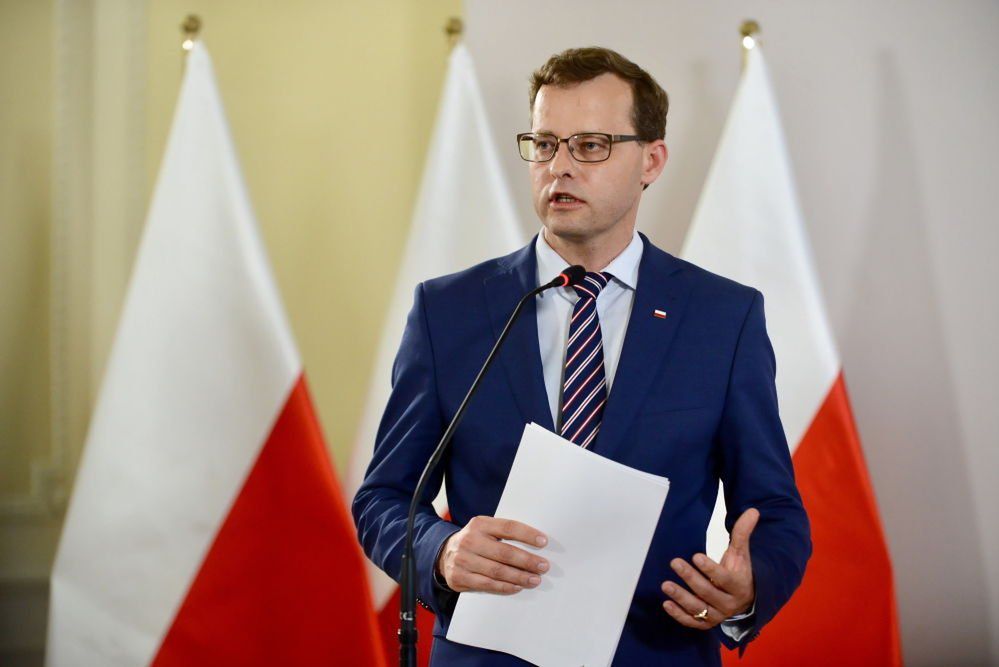 Wiceszef MS: odwołanie sędziego Juszczyszyna z delegacji jest zgodne z prawem