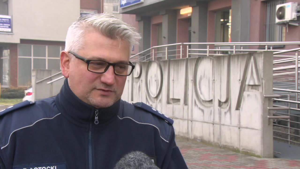 Policjanci z Będzina zatrzymali mężczyznę, który w ciągu roku dokonał ponad 30 przestępstw. Wpadł przez tatuaż