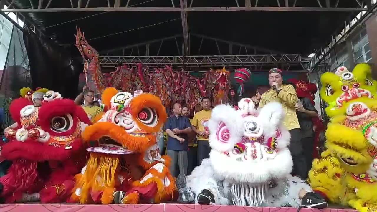 Kolorowe smoki na ulicach Sao Paulo. W mieście świętowano Chiński Nowy Rok