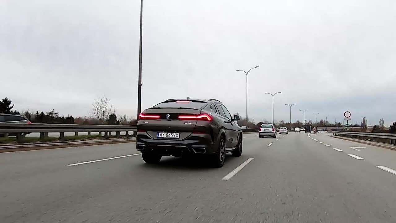 BMW X6 już nie kontrowersyjna, a wygodna i wciąż rzucająca się w oczy