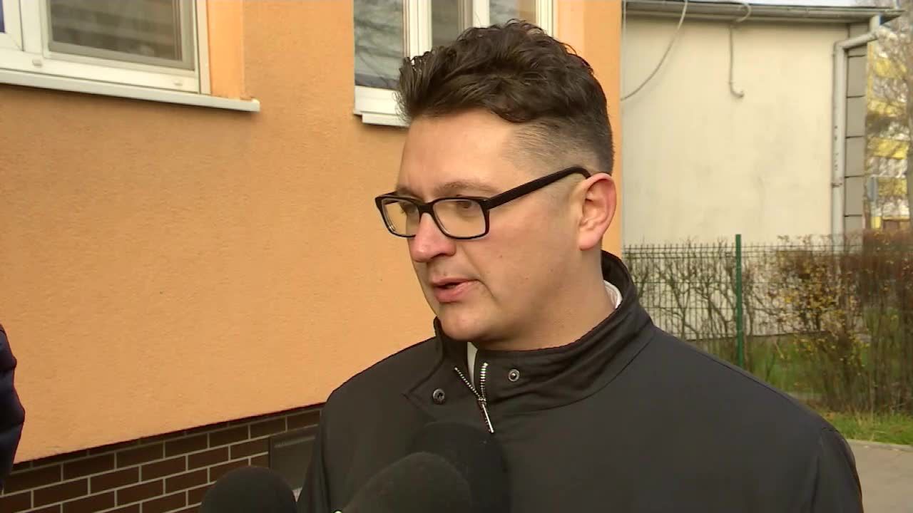 Biegli i prokuratorzy ponownie sprawdzali miejsce, gdzie zginął postrzelony przez policjanta Adam C.