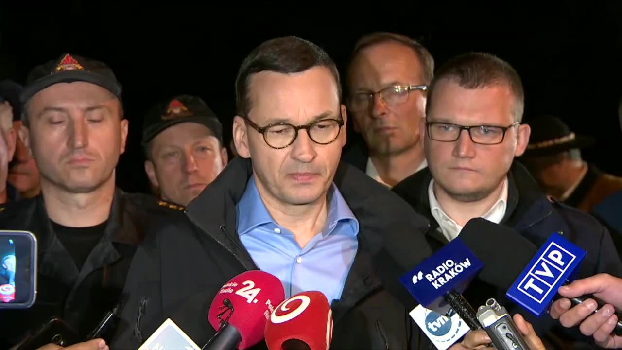 Premier w Zakopanem: Niektóre poszkodowane osoby są w bardzo ciężkim stanie. W sumie jest ich ponad 100