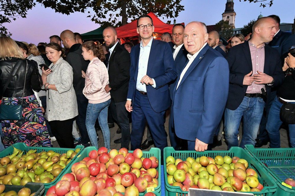 Morowiecki w niedzielę wieczorem spotkał się z rolnikami