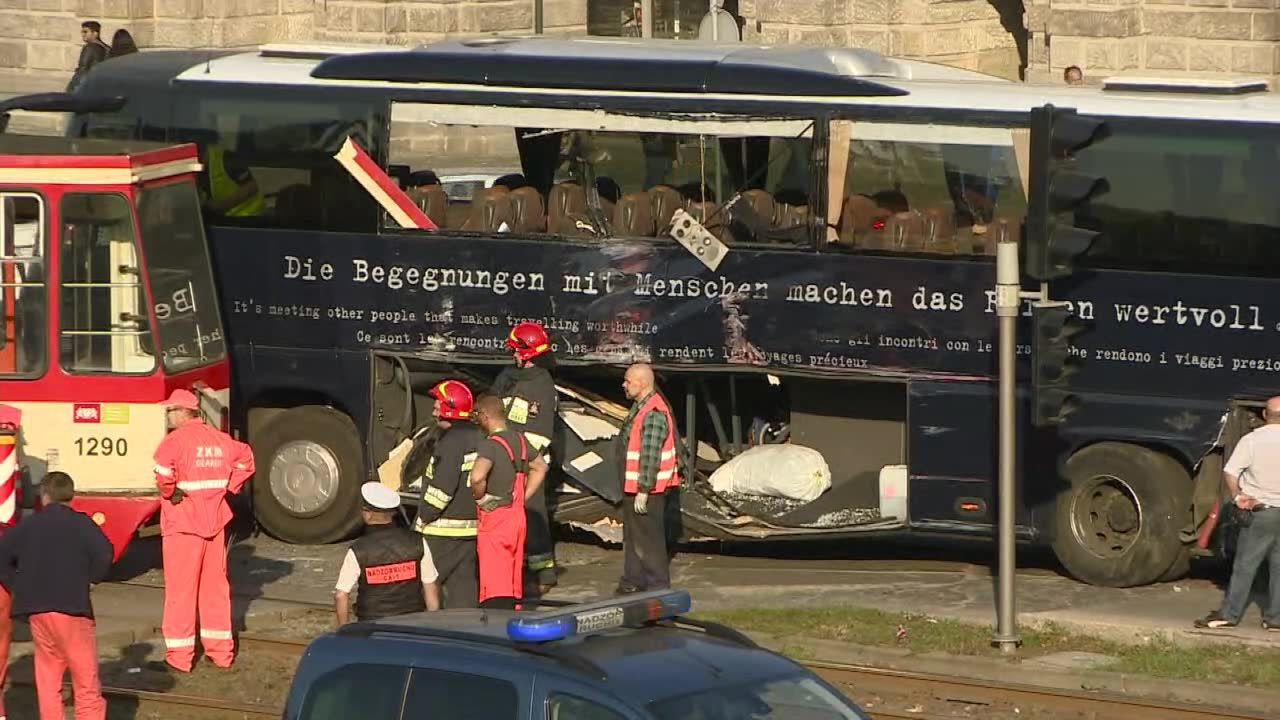 14 osób zostało rannych w zderzeniu tramwaju z autobusem wiozącym niemieckich turystów w Gdańsku