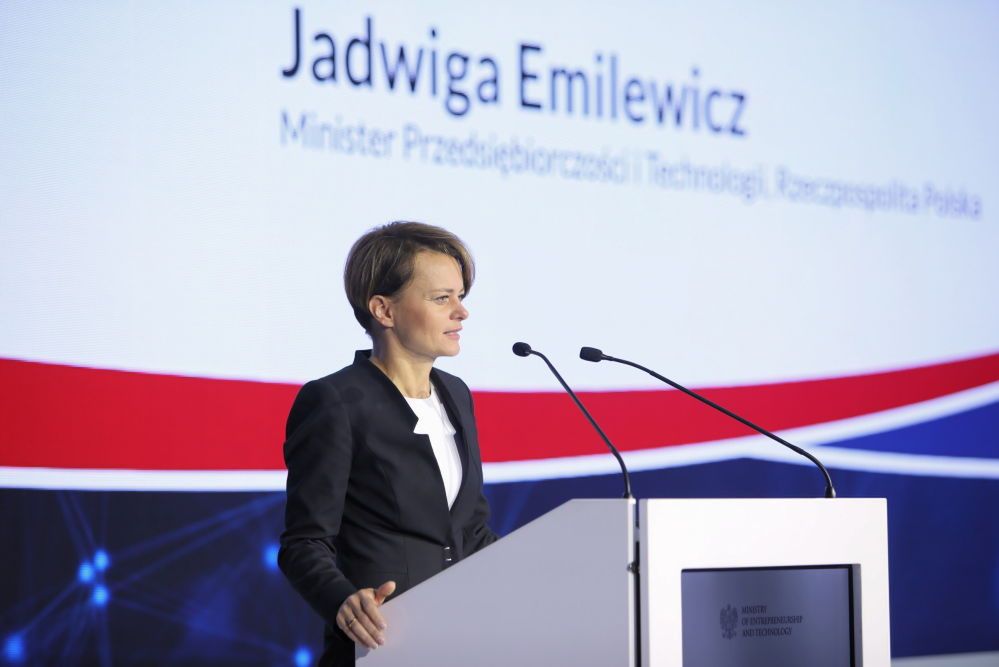 Emilewicz: proporcjonalność składek na ZUS ma dotyczyć tylko najmniejszych firm